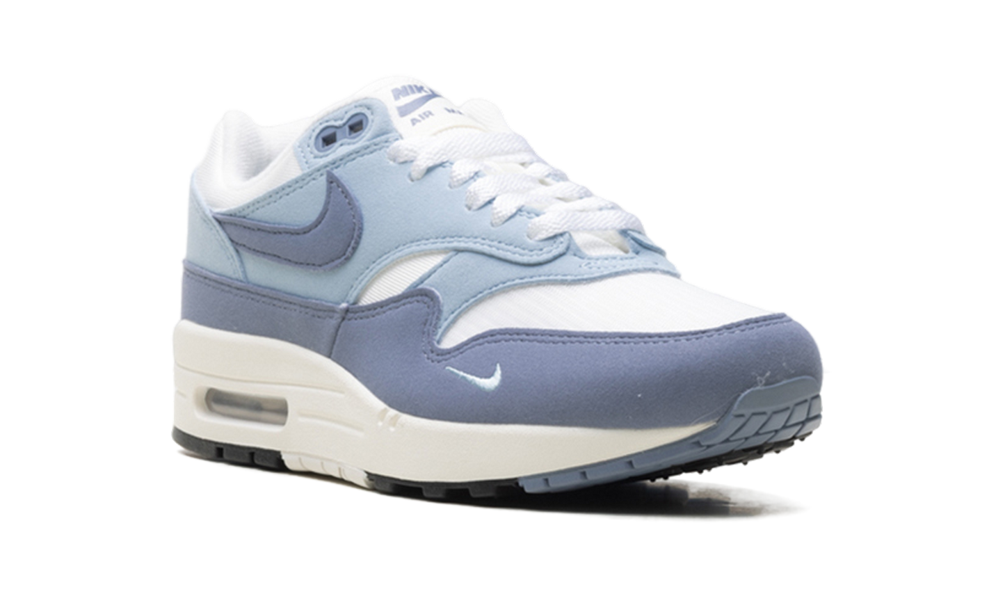 Nike Air Max 1 '87 WMNS "Light Armory Blue Ashen Slate"