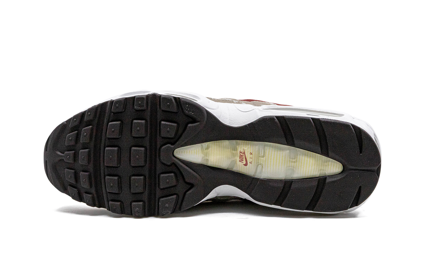 Air Max 95 "Social FC"