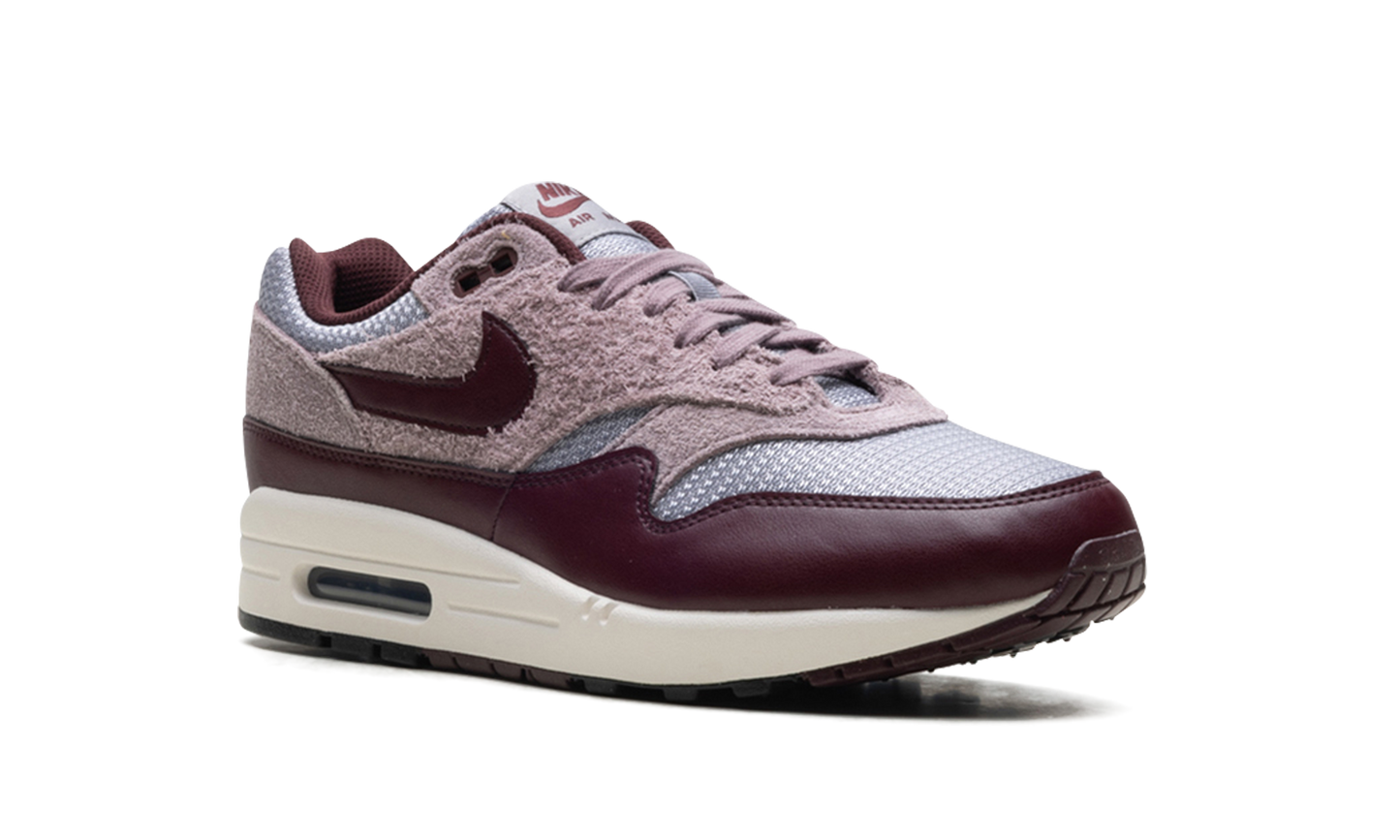 Air Max 1 ESS PRM "CEMENT GREY/BURGUNDY CRUSH"