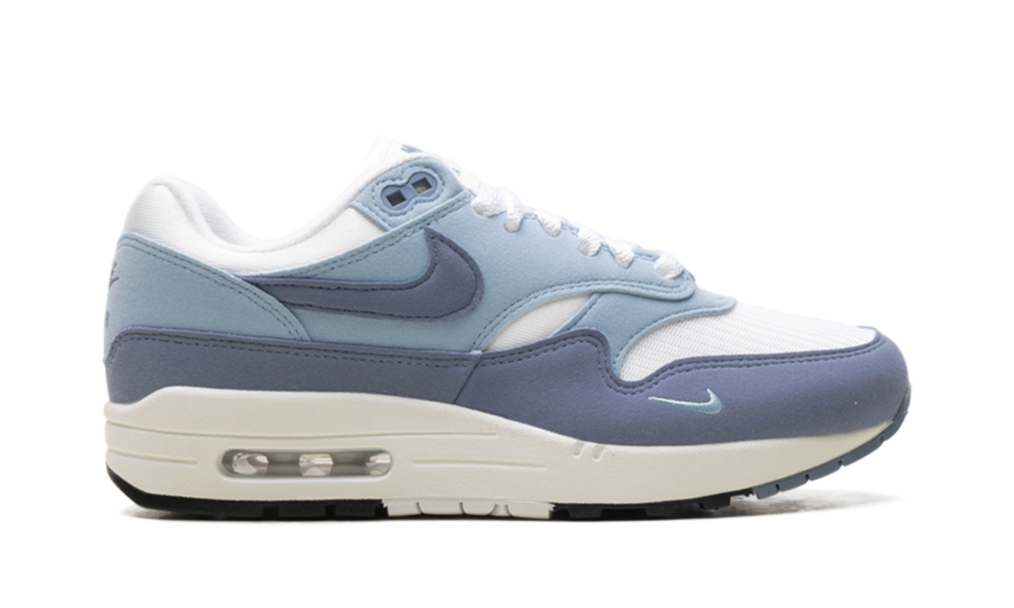 Nike Air Max 1 '87 WMNS "Light Armory Blue Ashen Slate"