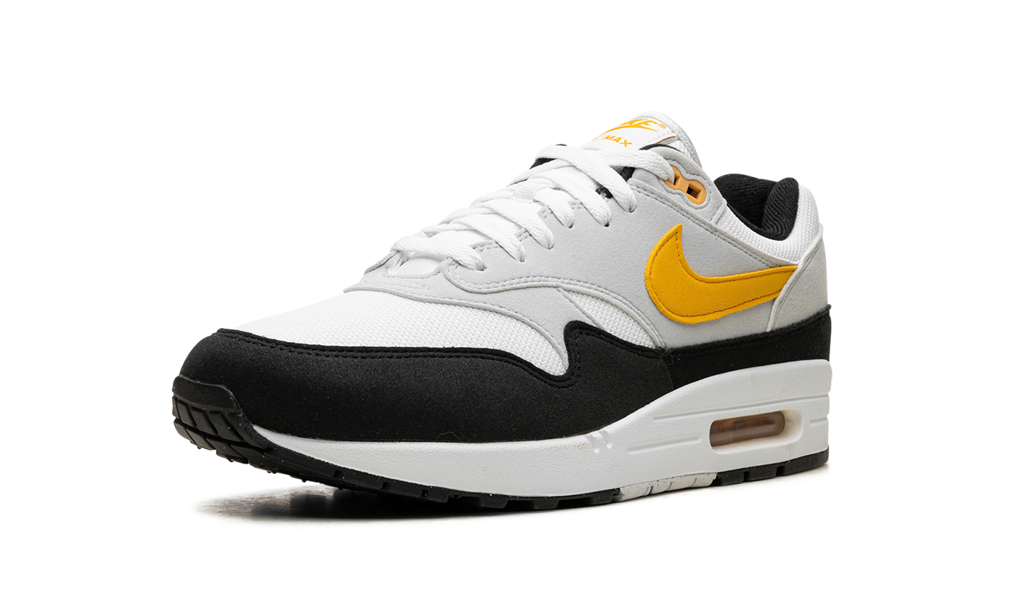 Air Max 1 "White / University Gold / Black"