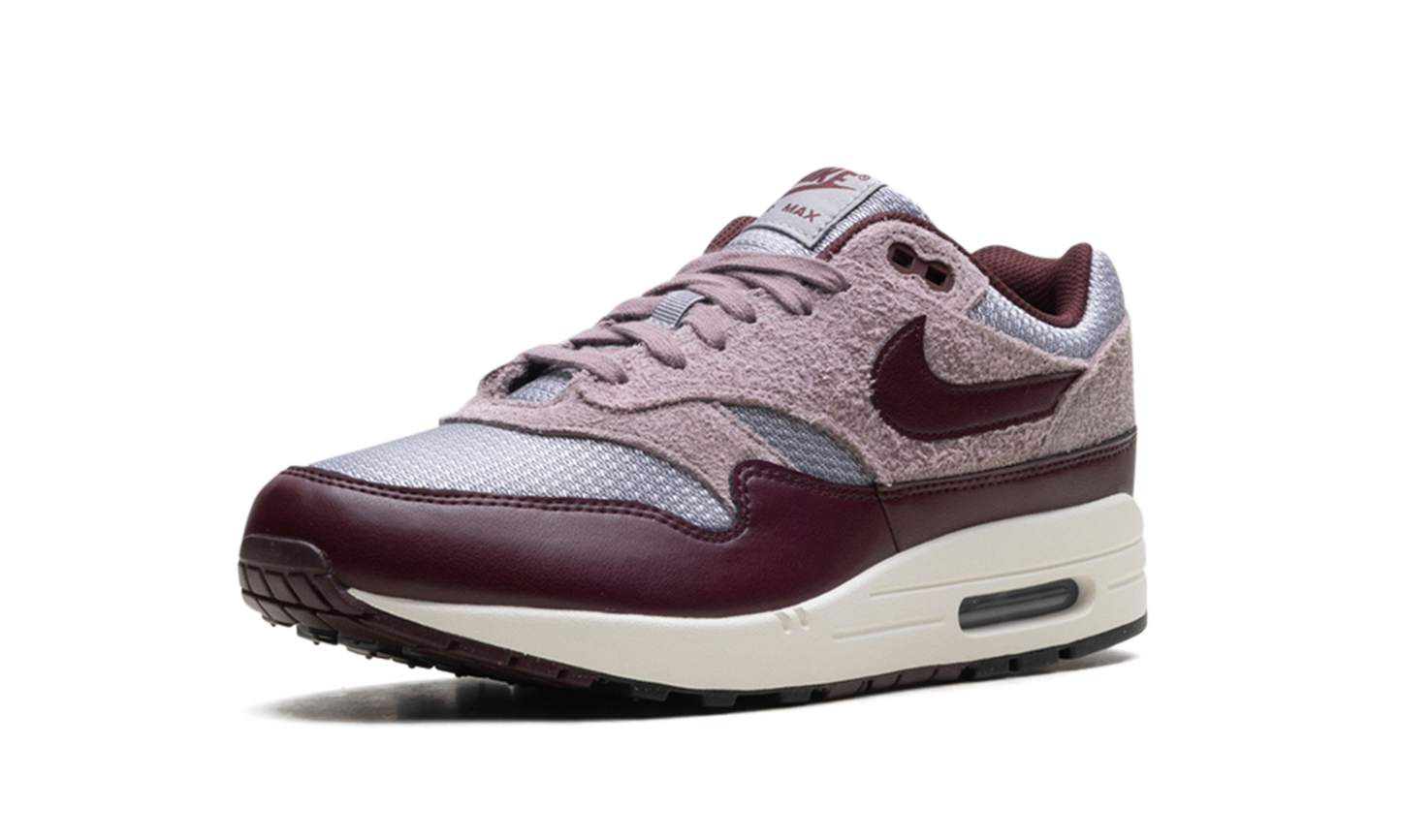 Air Max 1 ESS PRM "CEMENT GREY/BURGUNDY CRUSH"