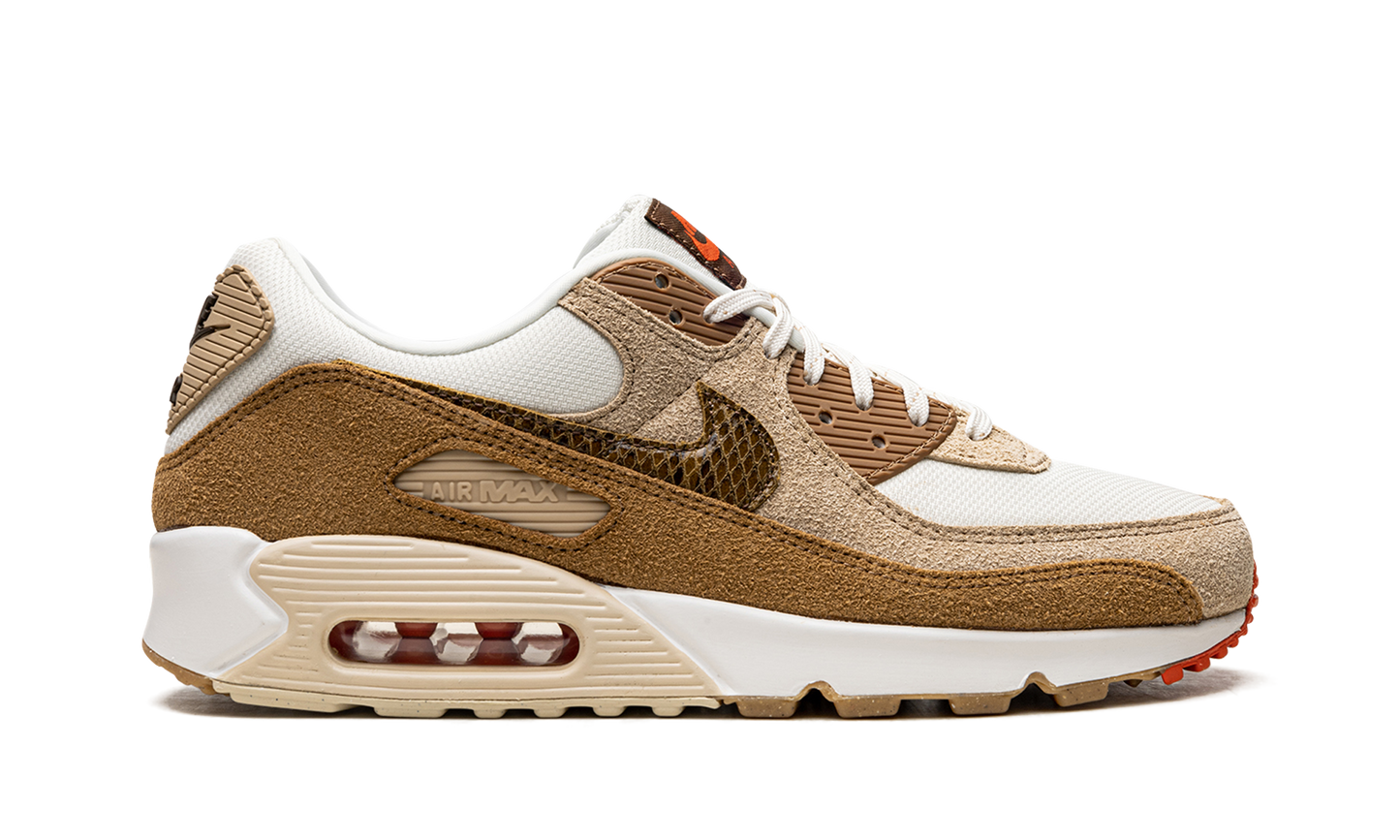 AIR MAX 90 WMNS "Pale Ivory Snakeskin Swoosh"