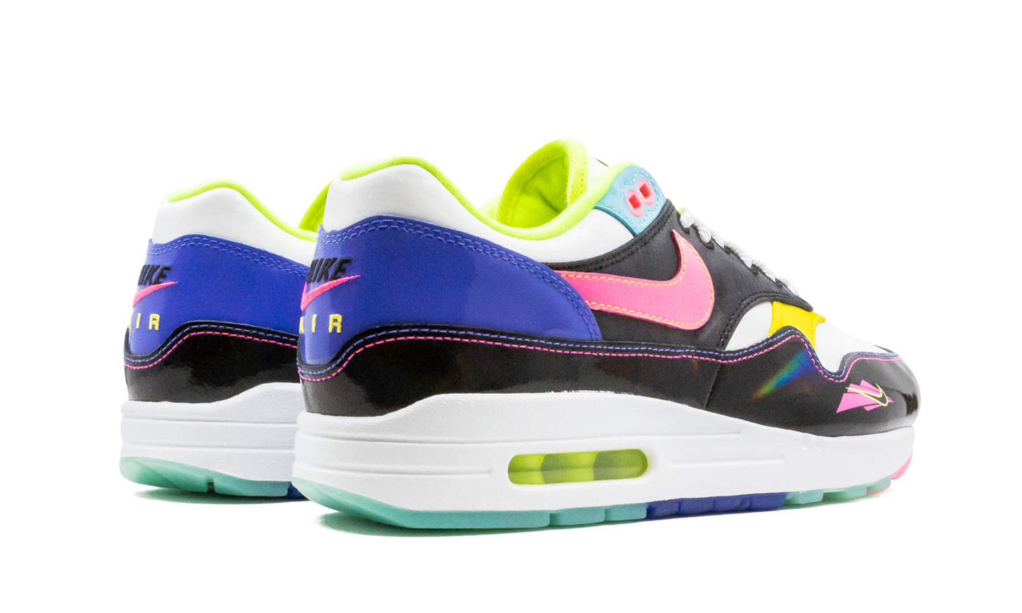Air Max 1 "Hyper Pink"