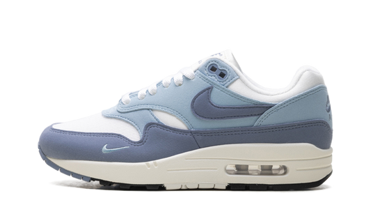 Nike Air Max 1 '87 WMNS "Light Armory Blue Ashen Slate"