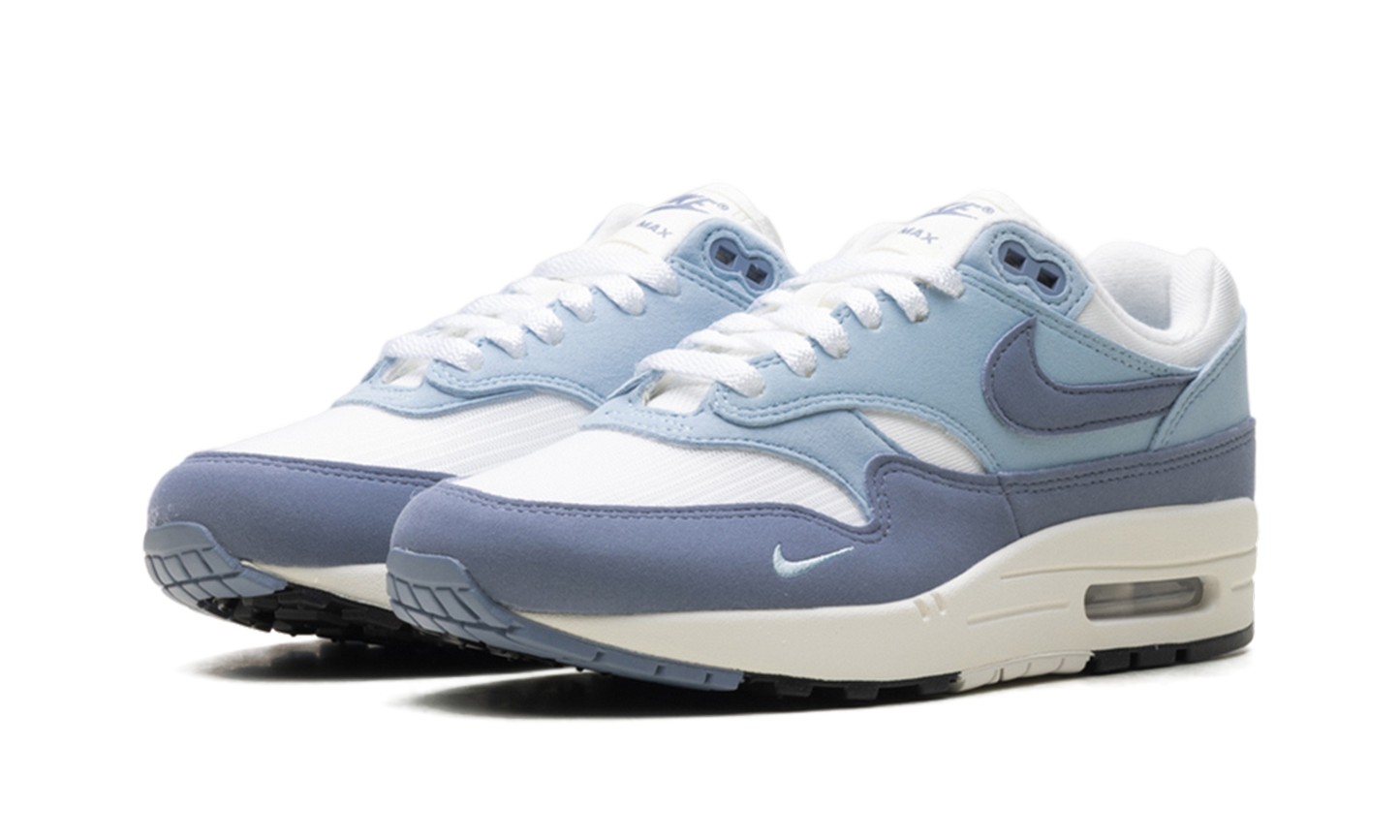 Nike Air Max 1 '87 WMNS "Light Armory Blue Ashen Slate"