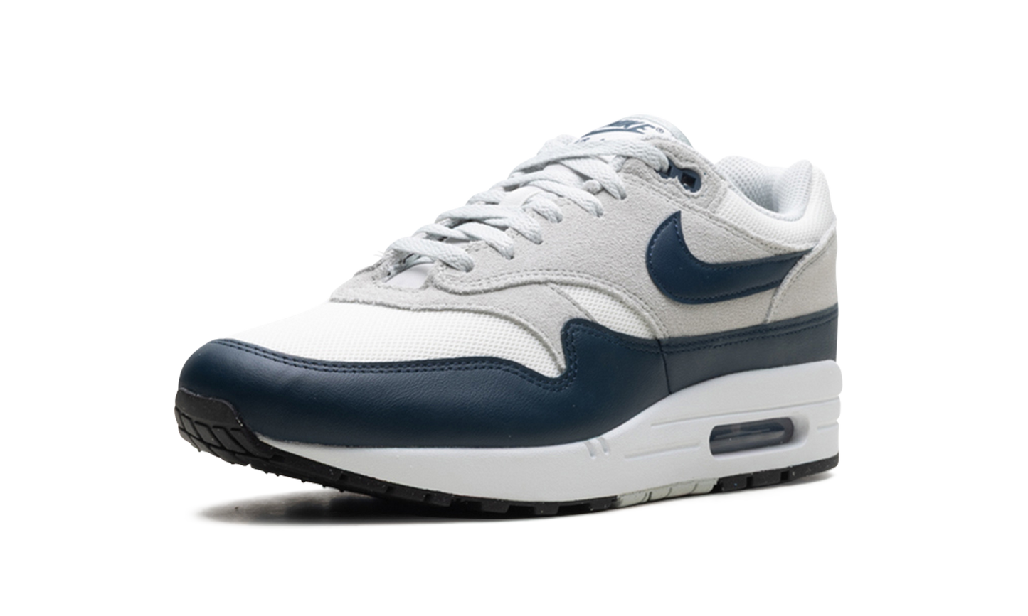 AIR MAX 1 ESSENTIAL "Summit White/Armory Navy-Light Silver"