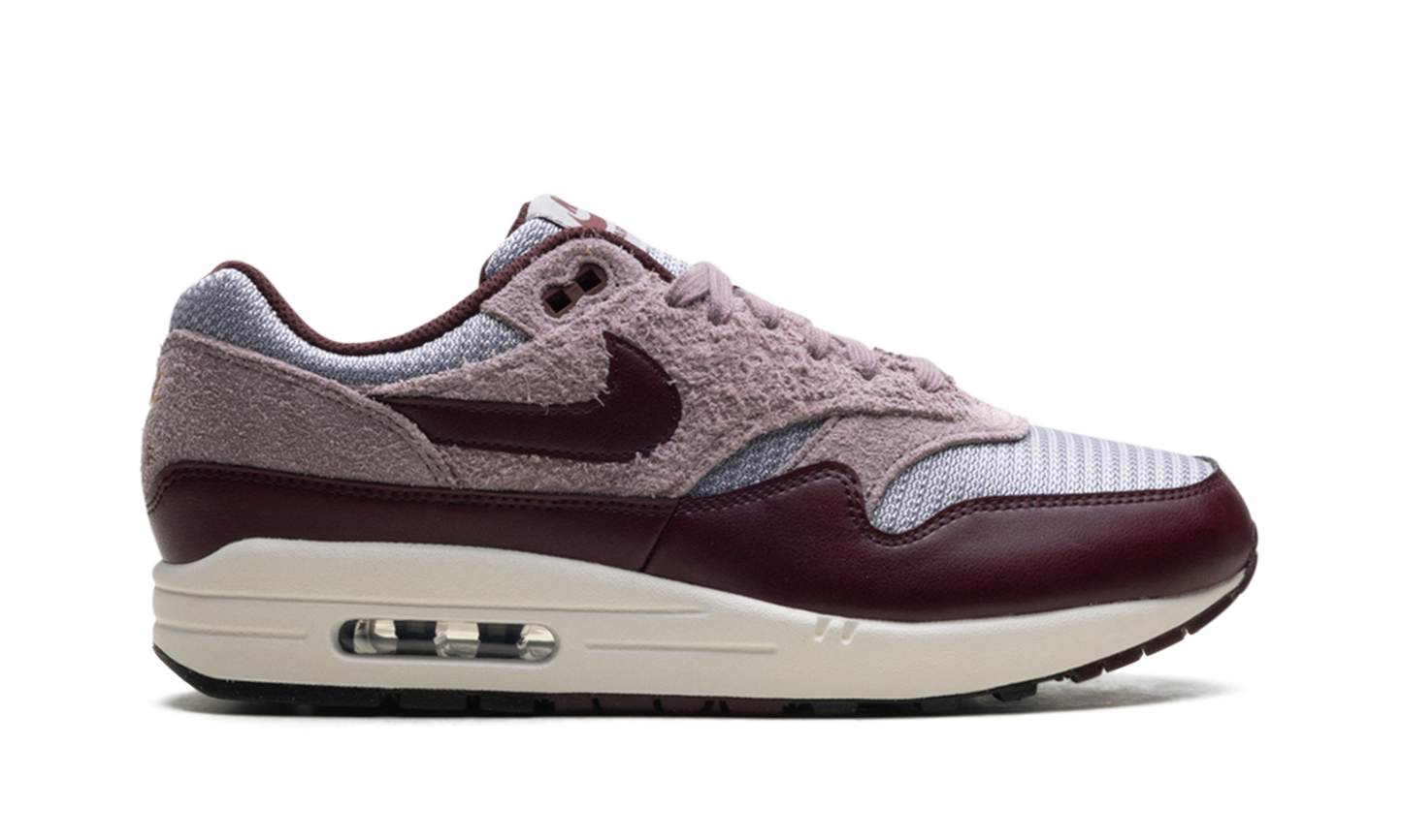 Air Max 1 ESS PRM "CEMENT GREY/BURGUNDY CRUSH"