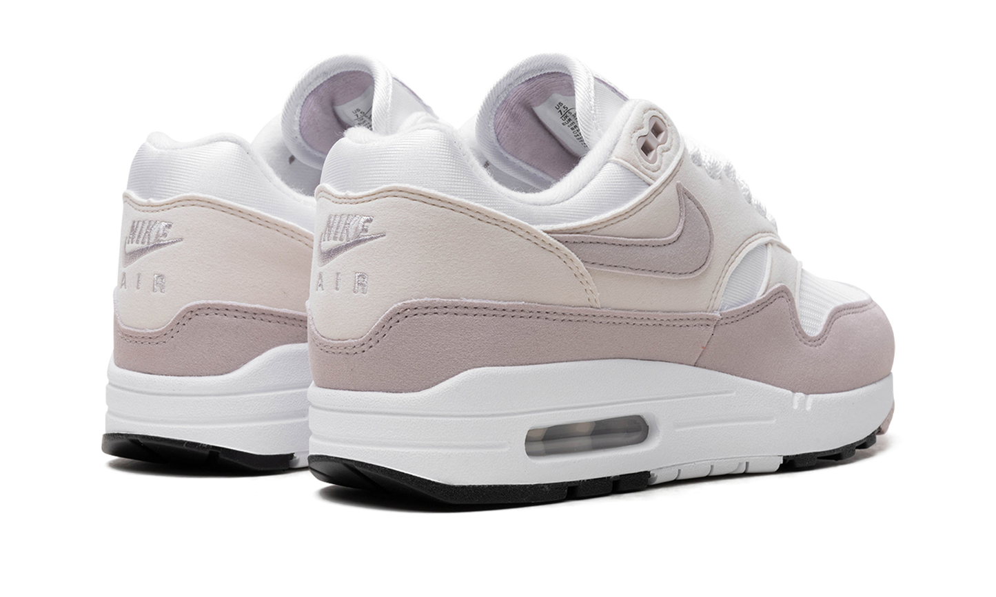 Wmns Air Max 1 "Platinum Violet"
