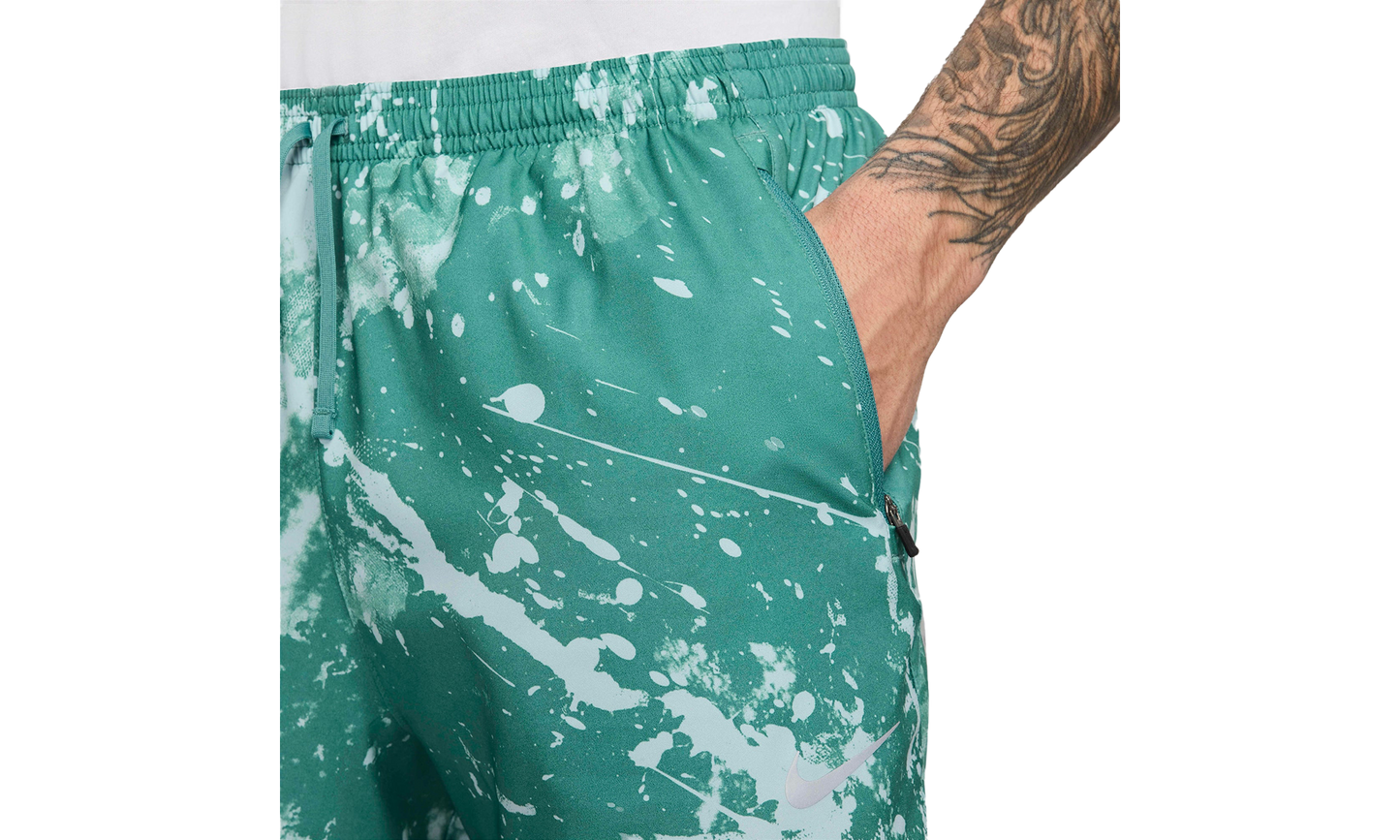 DRI-FIT RUN DIVISION STRIDE 4" RUNNING SHORTS "Mineral"