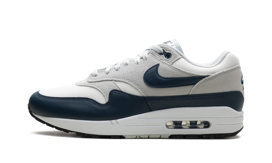 AIR MAX 1 ESSENTIAL "Summit White/Armory Navy-Light Silver"
