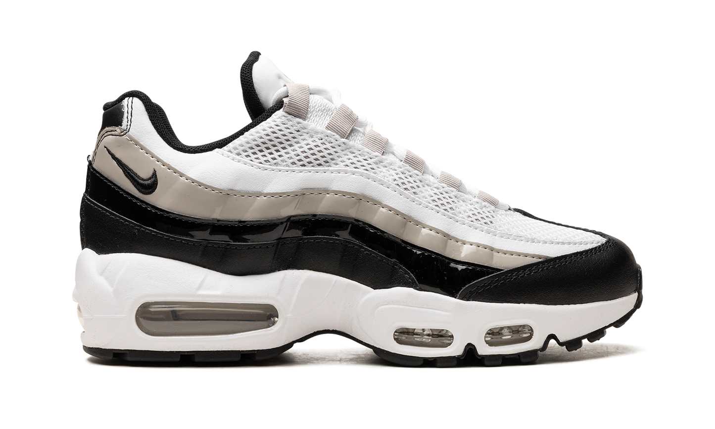 AIR MAX 95 WMNS "Light Iron Ore / Black Patent"