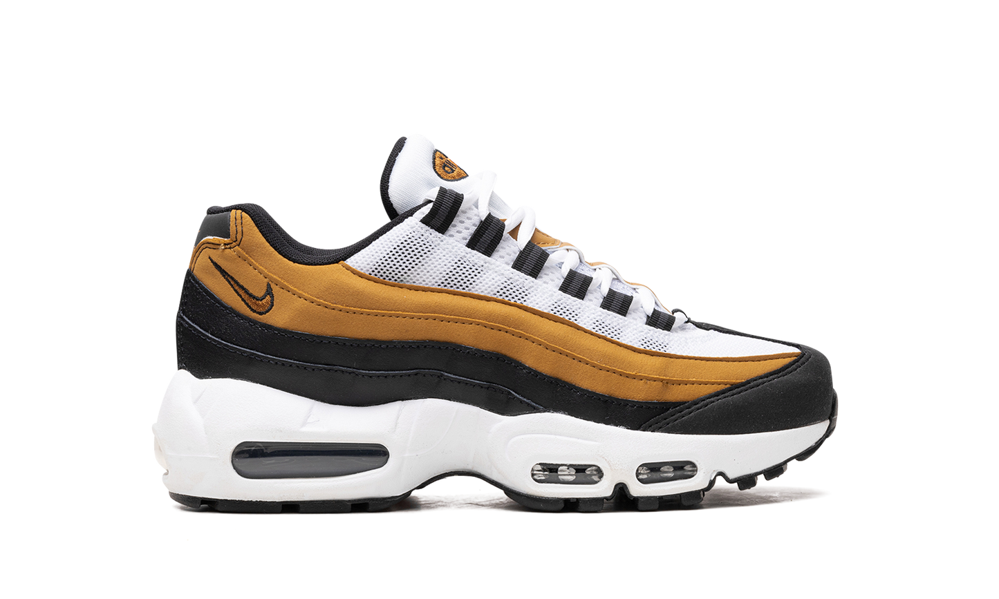 Nike Air Max 95 "Recraft"