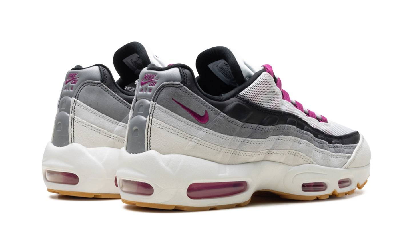 SB Air Max 95 "Cactus Flower"