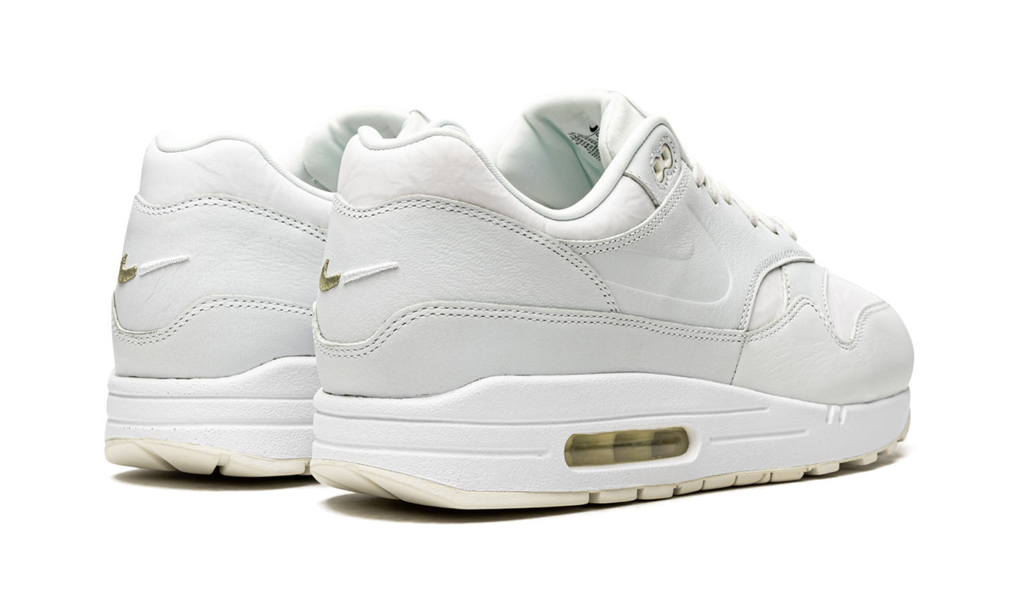 AIR MAX 1 "RUB AWAY"