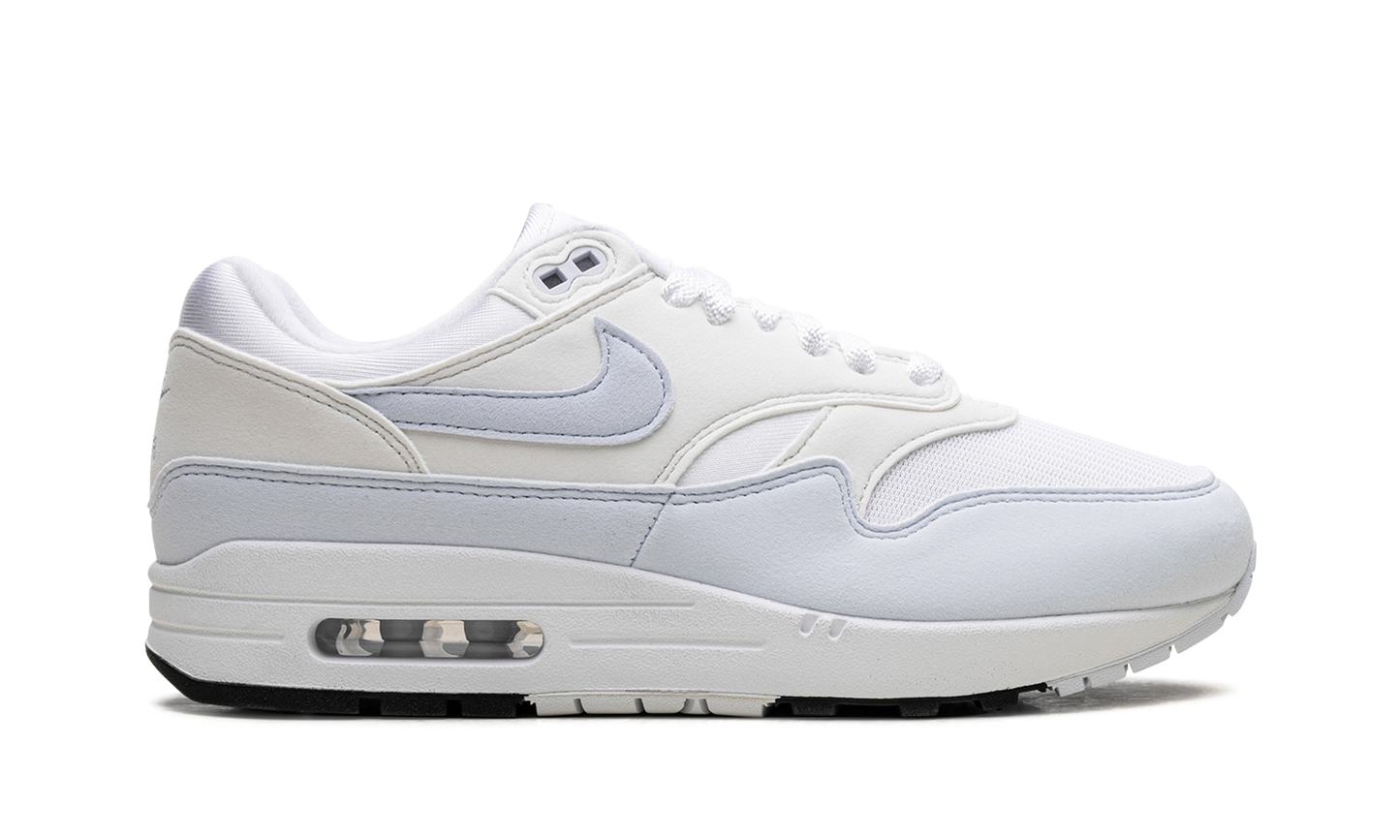WMNS NIKE AIR MAX 1 "FOOTBALL GREY"