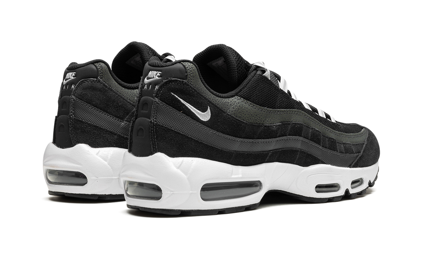 Air Max 95 "Black / Pure Platinum"
