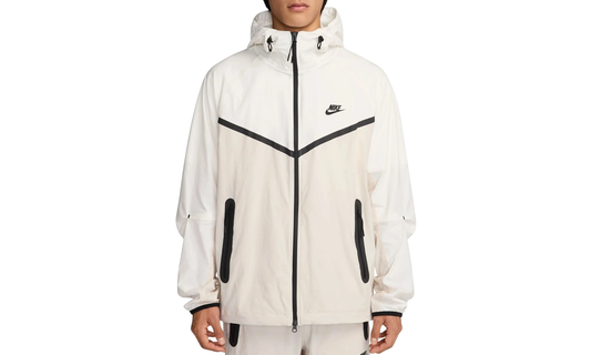 Tech Woven Jacket "Black"