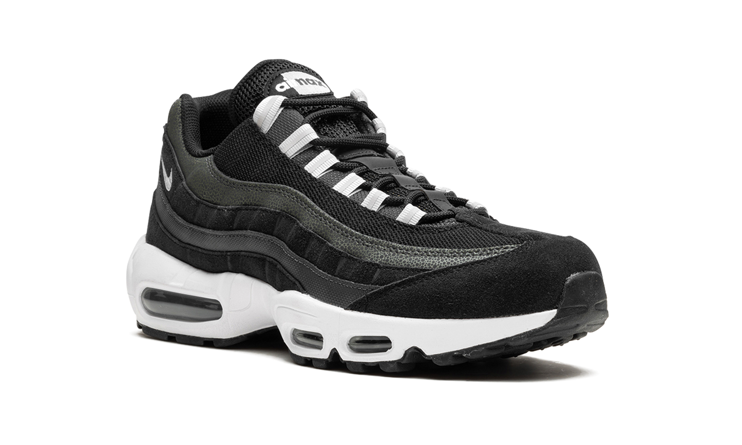 Air Max 95 "Black / Pure Platinum"