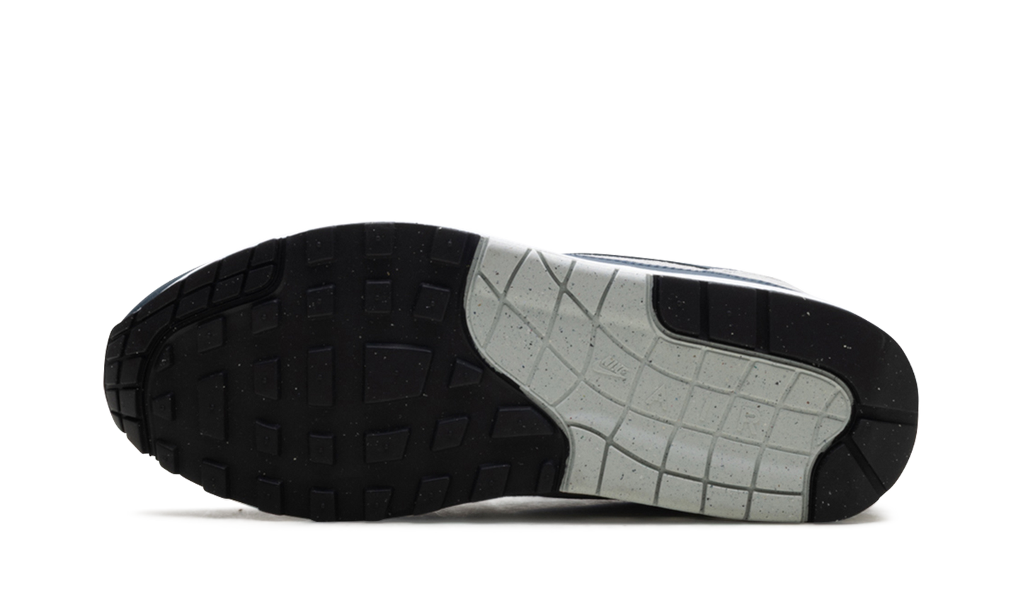 AIR MAX 1 ESSENTIAL "Summit White/Armory Navy-Light Silver"